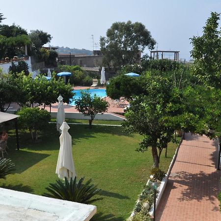 Hotel Savoia Прочида Экстерьер фото