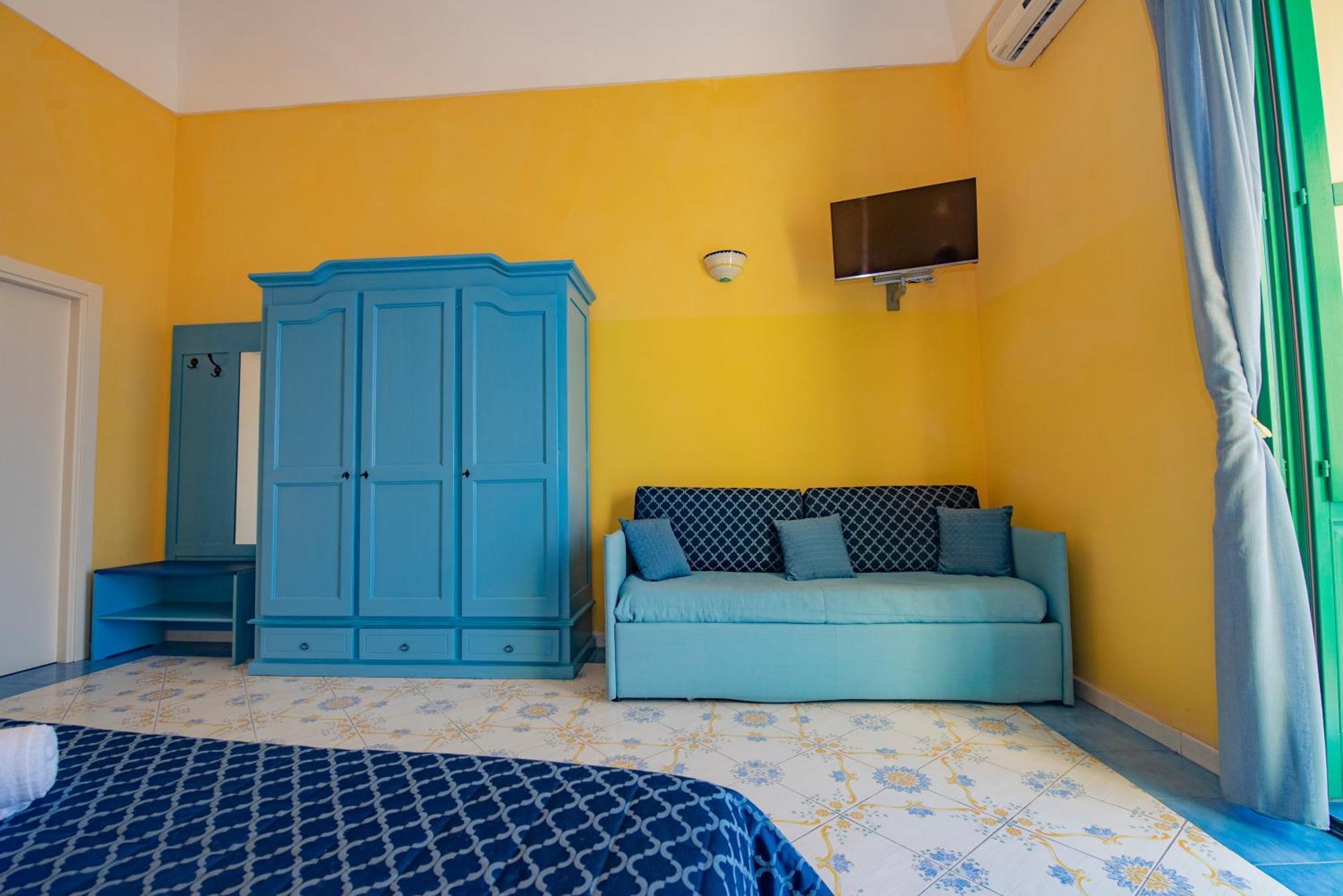 Hotel Savoia Прочида Экстерьер фото